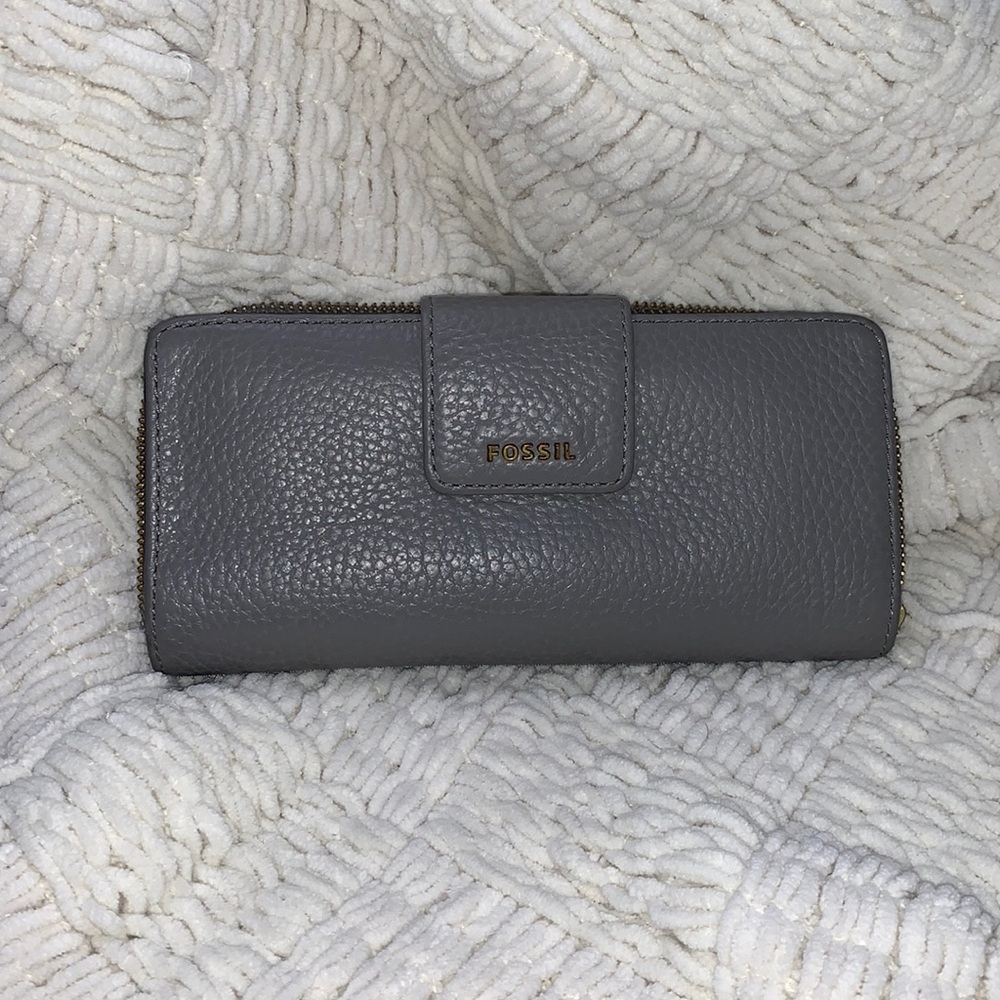 Grey fossil pocket book